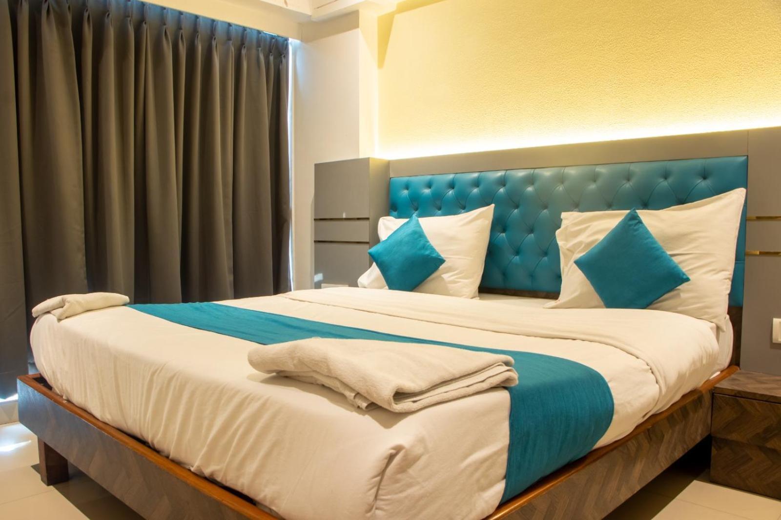Hotel J R Residency Navi Mumbai Exterior foto