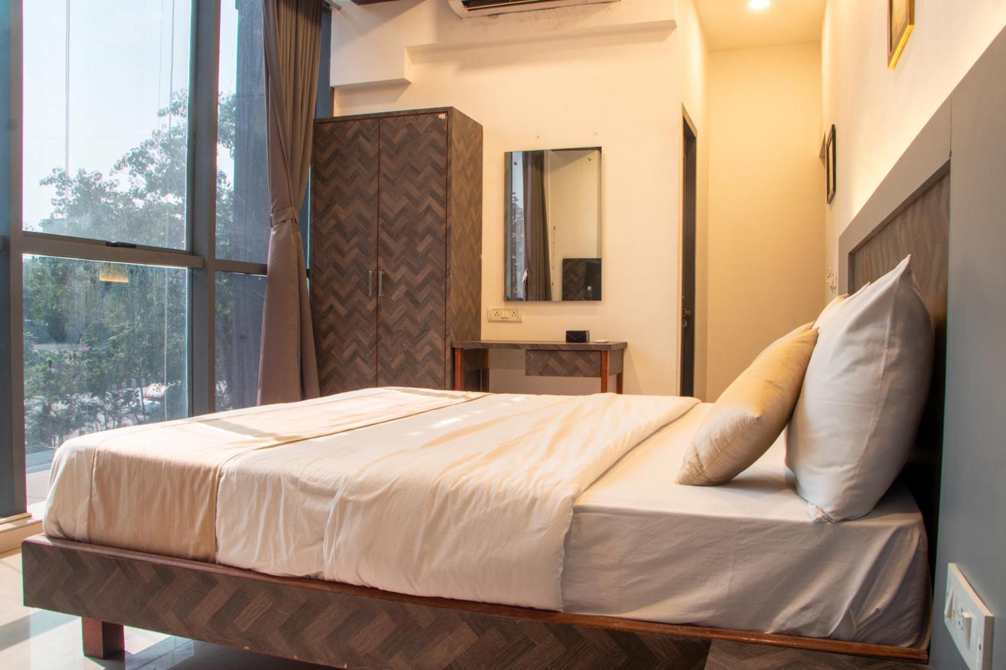 Hotel J R Residency Navi Mumbai Exterior foto